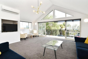 Moa Place - Christchurch Holiday Homes